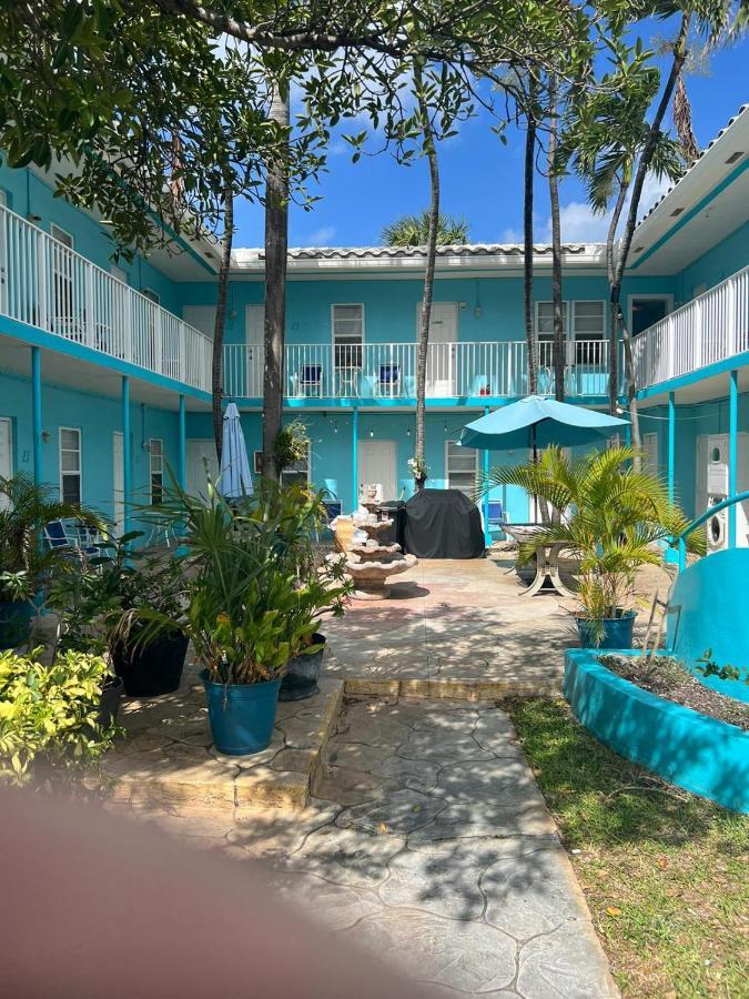 Charter House Hotel Hollywood